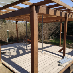 Abri de jardin en prolongement de votre pergola : astuces et idées Compiegne